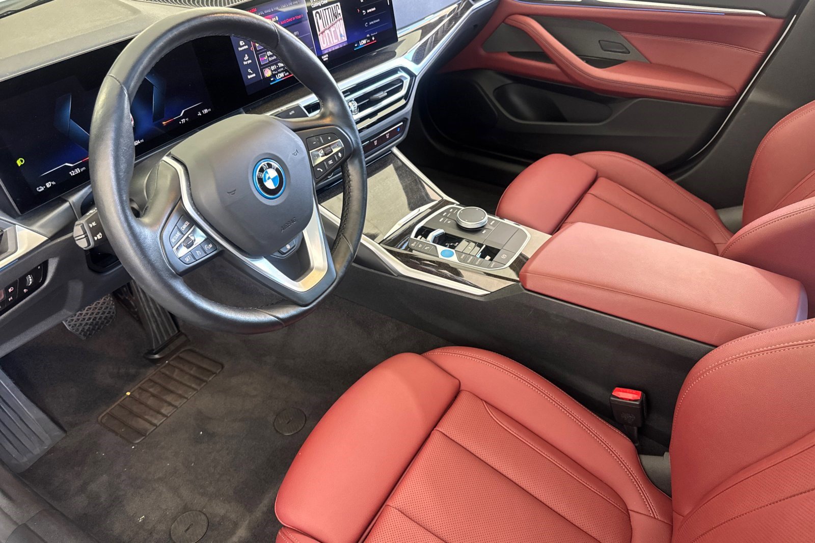 Certified 2023 BMW i4 eDrive35 w/ Premium Package RWD image 4