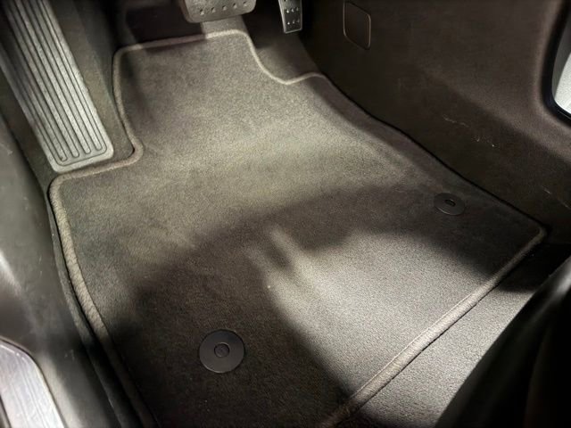 Used 2025 Cadillac XT5 Premium Luxury image 17