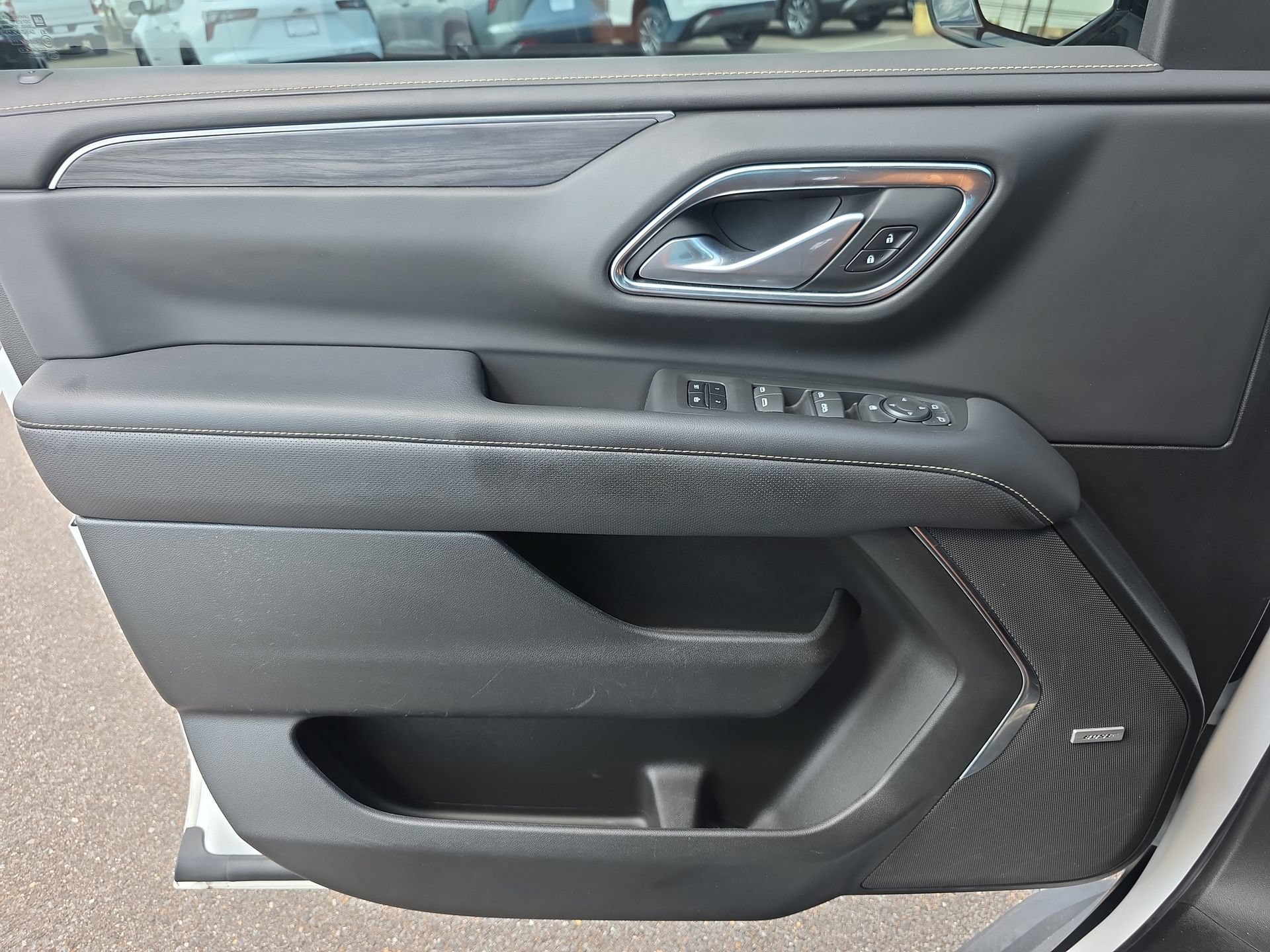 Used 2022 GMC Yukon SLT AWD/4WD image 18