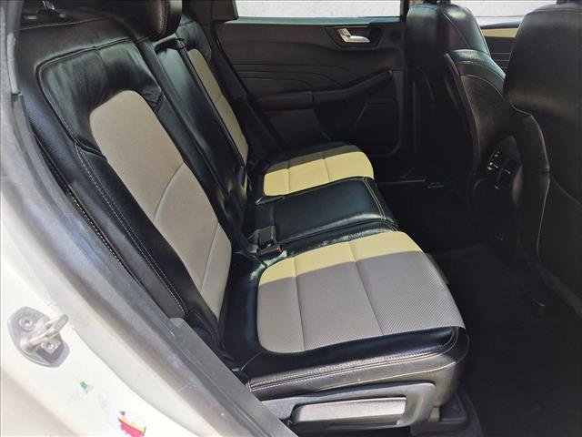 Used 2021 Ford Escape Titanium w/ Titanium Elite Package AWD/4WD image 20