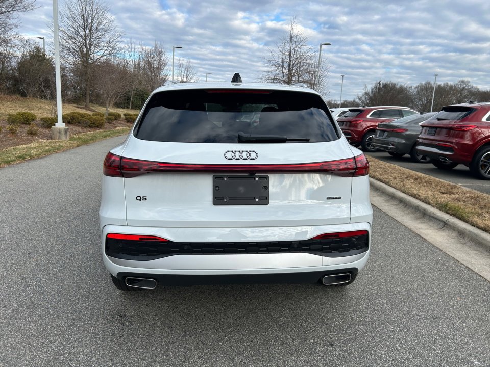 New 2025 Audi Q5 Premium Plus image 14