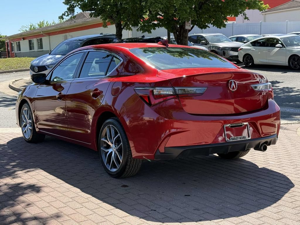 Used 2019 Acura ILX FWD image 4