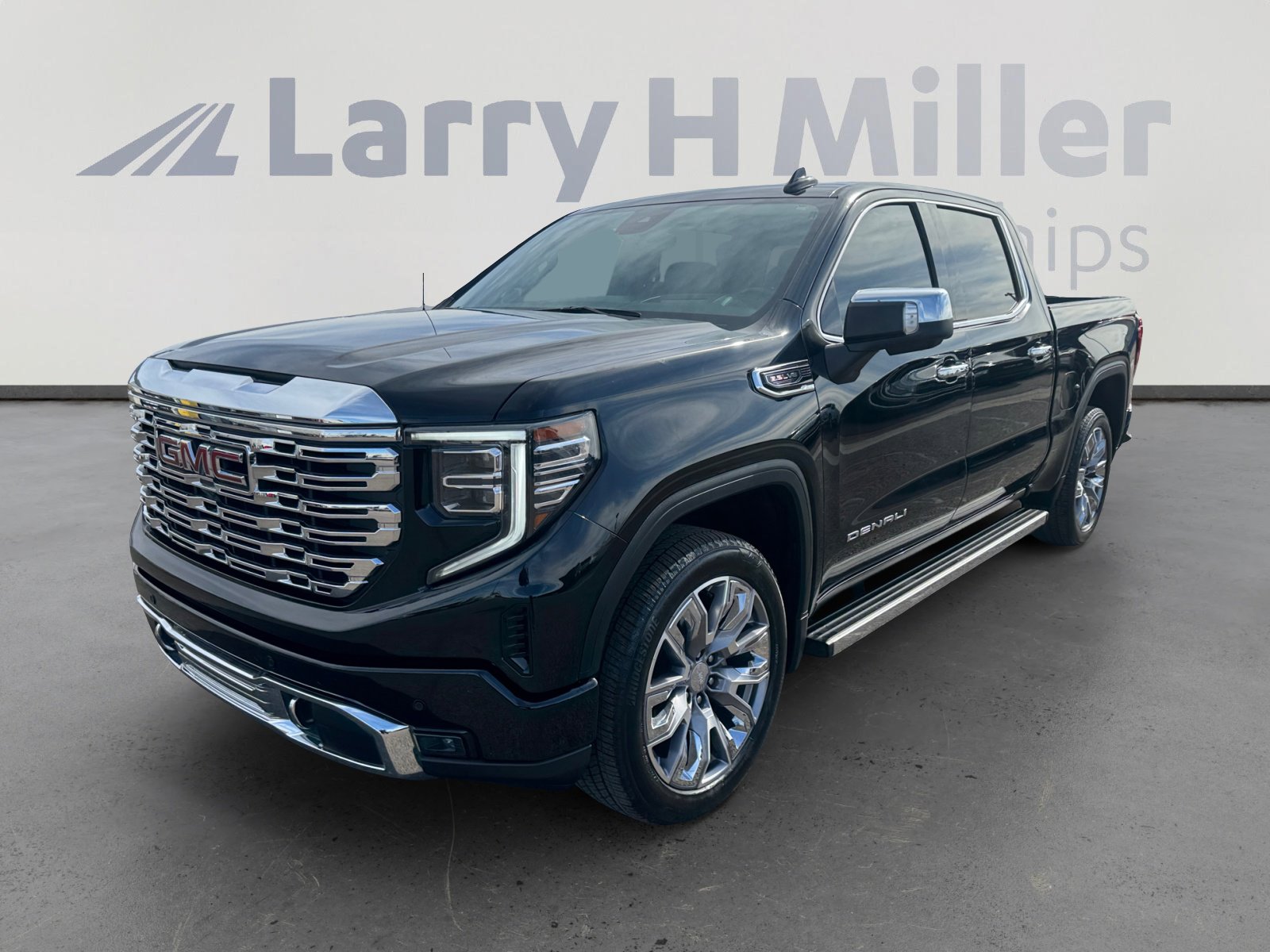 Used 2024 GMC Sierra 1500 Denali w/ Denali Reserve Package image 1