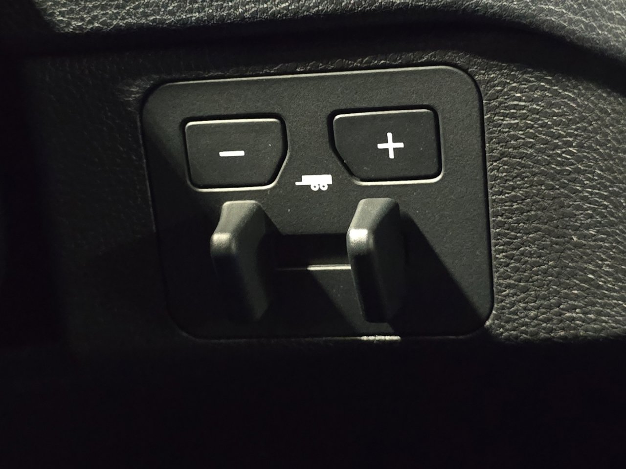 New 2026 Toyota Tundra SR5 image 8