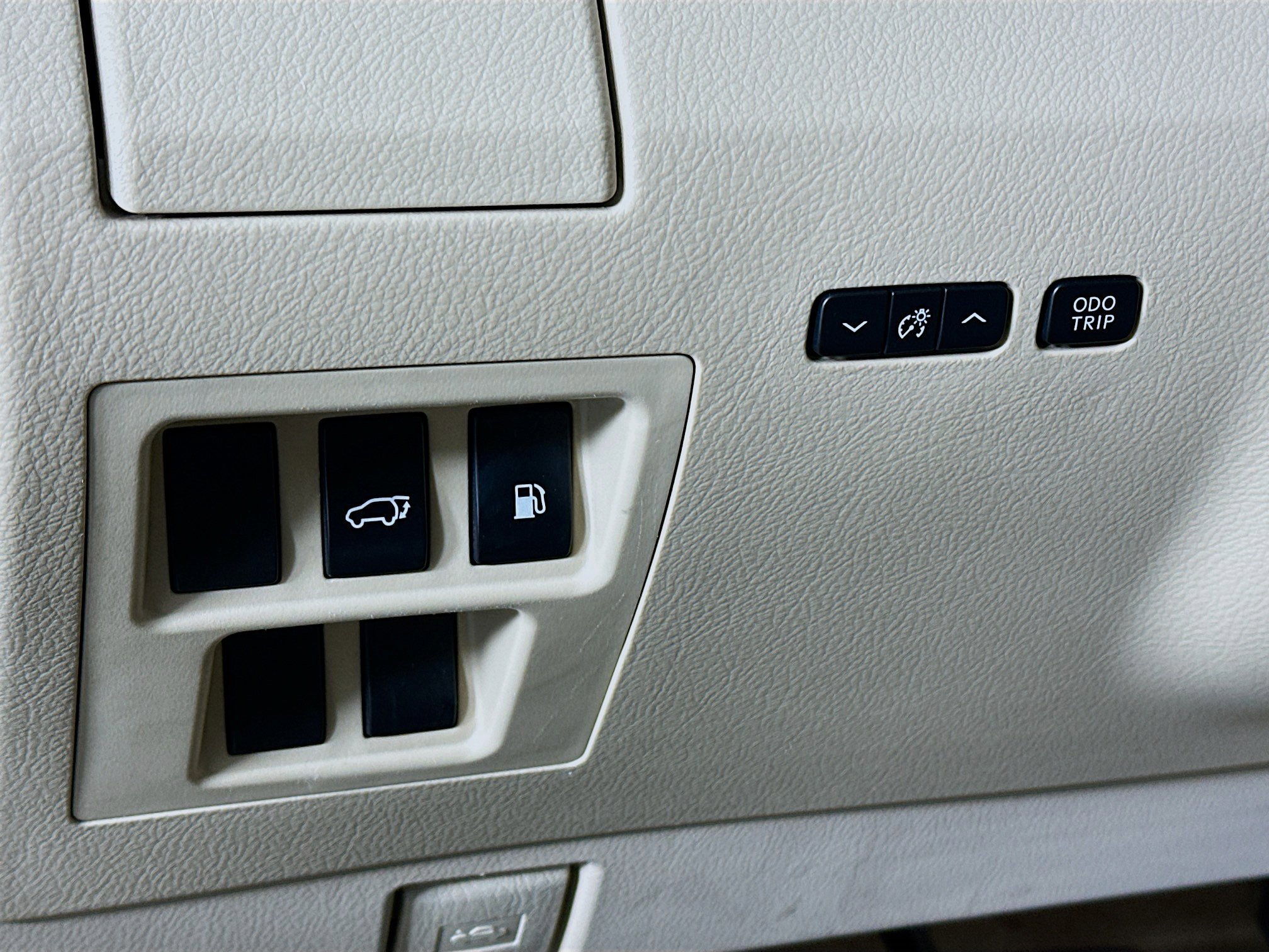 Used 2011 Lexus RX 350 AWD w/ Premium Pkg image 16