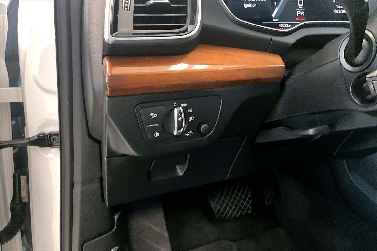 Used 2022 Audi Q5 2.0T Premium Plus AWD/4WD image 31