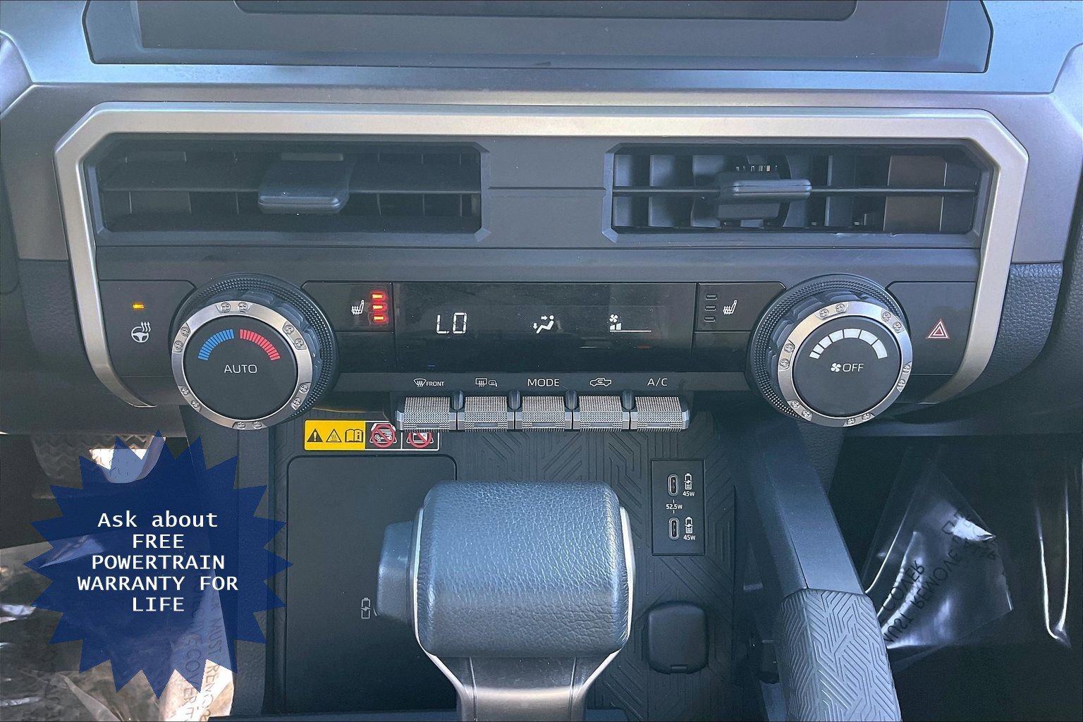 Used 2024 Toyota Tacoma SR5 AWD/4WD image 37