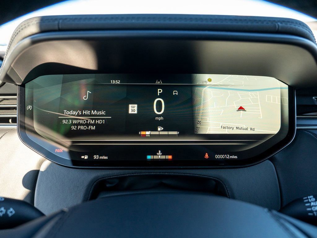 New 2025 Land Rover Range Rover Sport Dynamic SE image 16