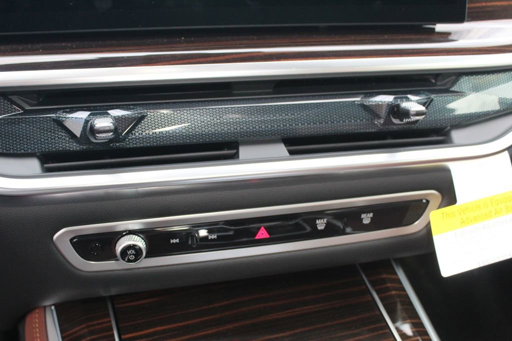 New 2026 BMW X5 xDrive50e w/ M Sport Package image 14