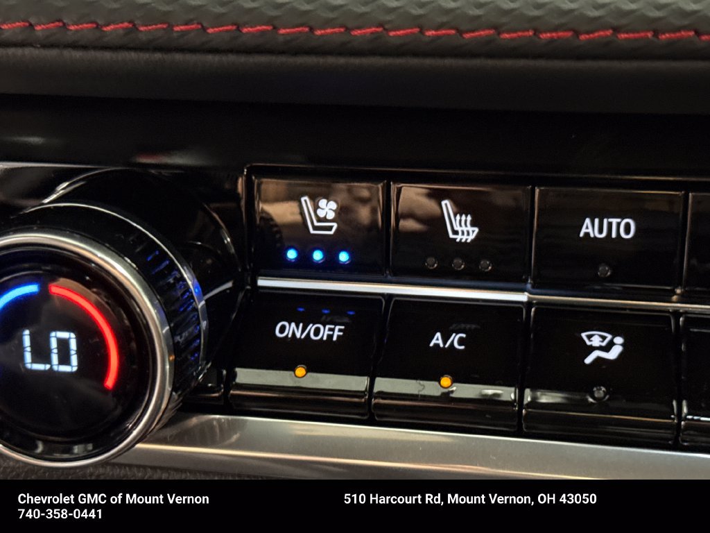 New 2027 Chevrolet Equinox RS w/ Safety and Technology Package FWD image 19