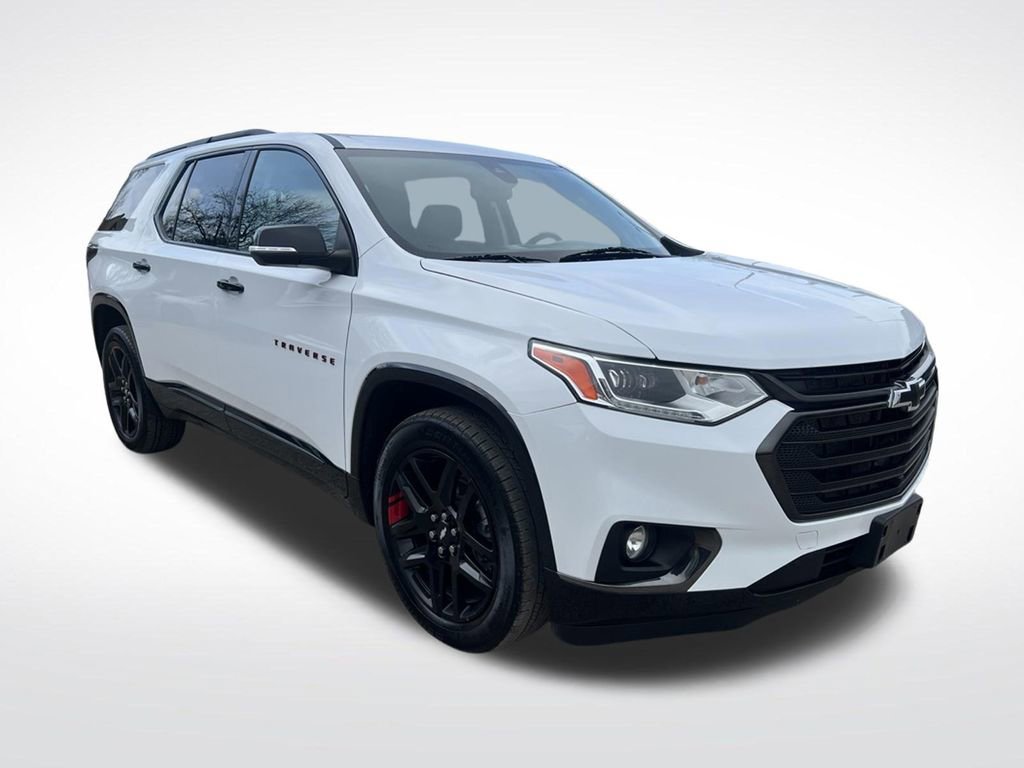 Used 2021 Chevrolet Traverse Premier w/ Redline Edition AWD/4WD image 3
