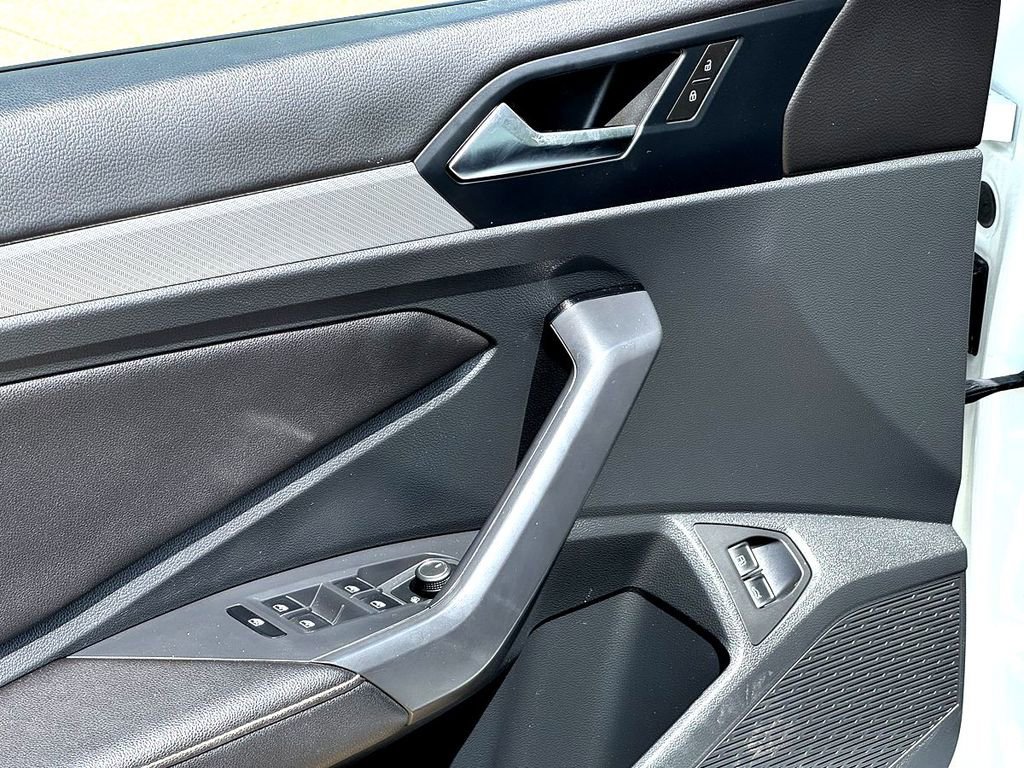 Certified 2024 Volkswagen Jetta S FWD image 12