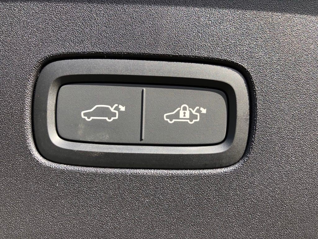 New 2026 Volvo EX90 Ultra AWD/4WD image 33