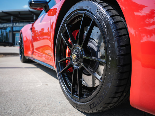 Used 2024 Porsche 911 Carrera GTS RWD image 6