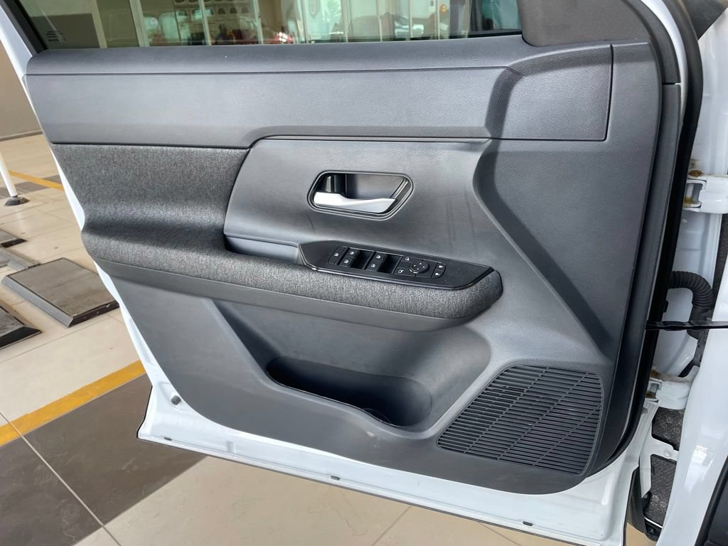 Certified 2026 Nissan Kicks SV w/ Cold Weather Package FWD image 9