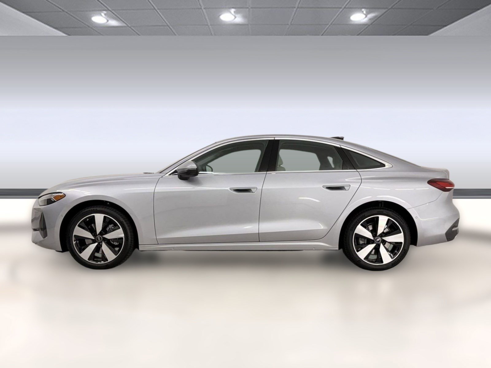 Used 2025 Audi A5 2.0T Premium Plus w/ Premium Plus AWD/4WD image 2