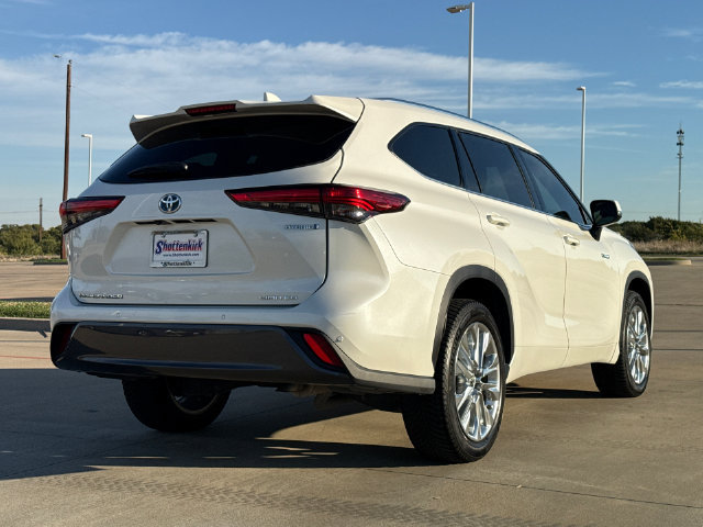 Used 2020 Toyota Highlander Limited FWD image 9