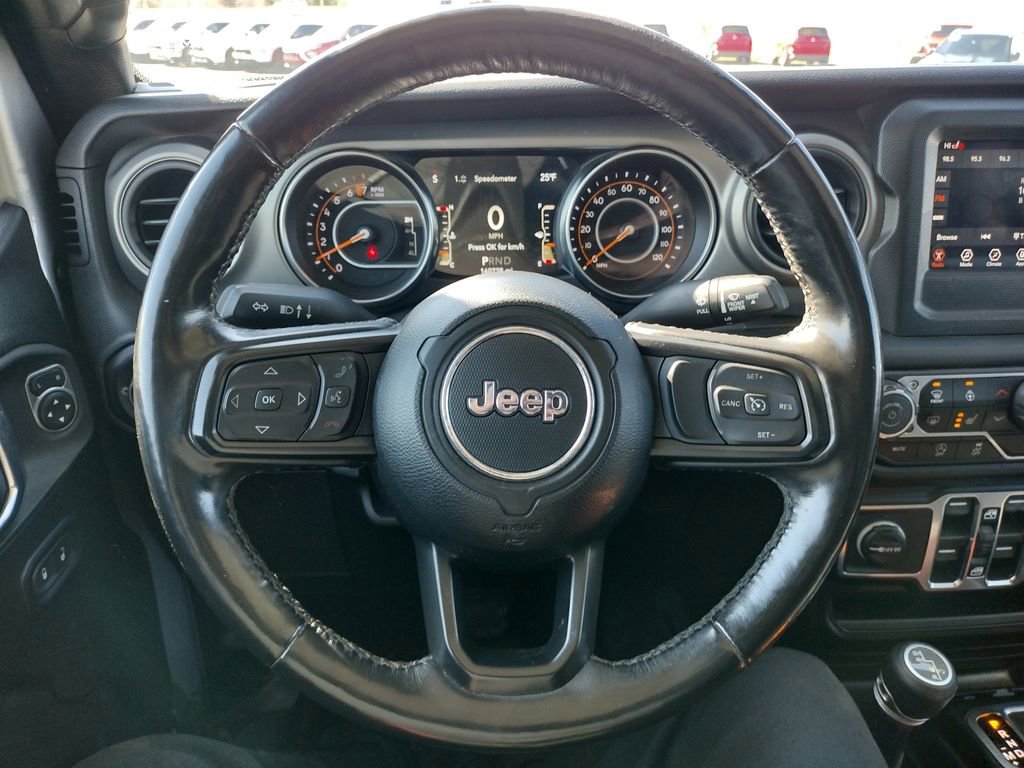 Used 2021 Jeep Gladiator Willys image 7