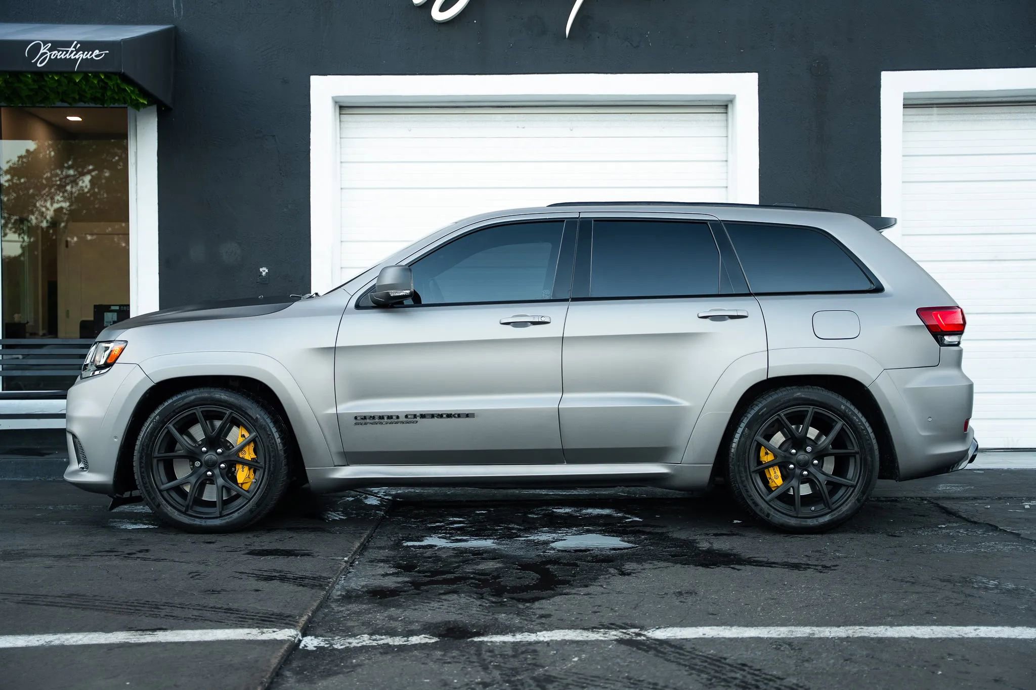 Used 2020 Jeep Grand Cherokee Trackhawk w/ Trailer Tow Group IV AWD/4WD image 10
