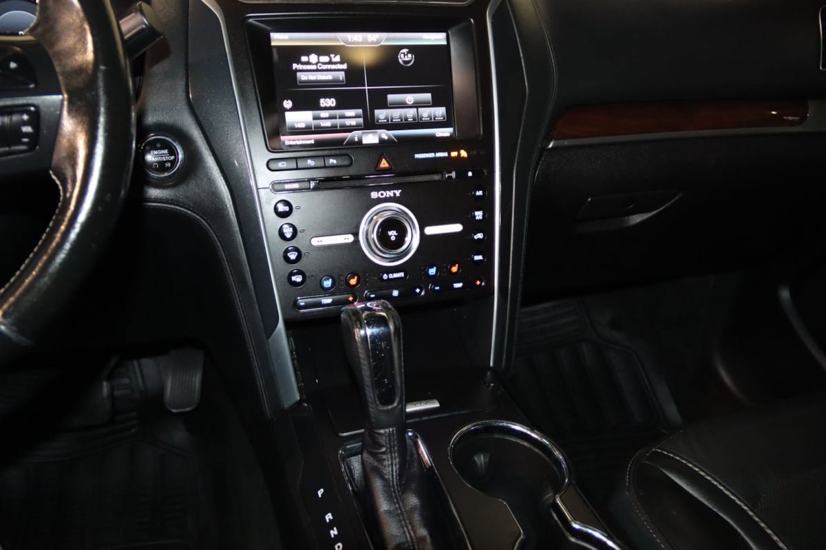 Used 2016 Ford Explorer Platinum AWD/4WD image 51