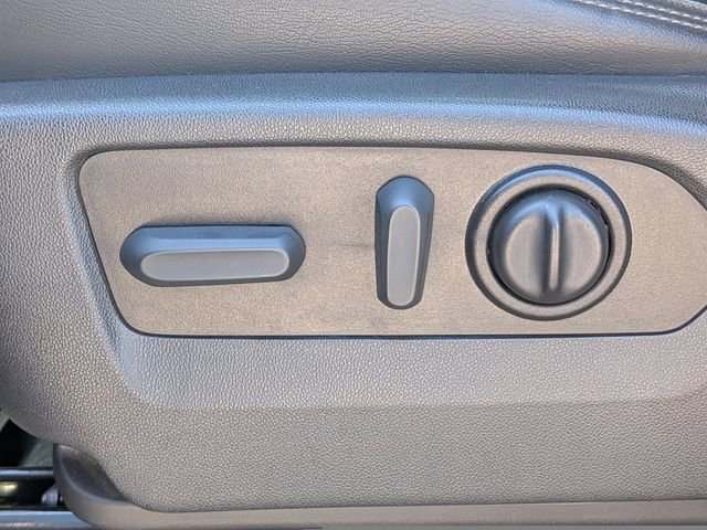 Used 2022 Chevrolet Silverado 1500 High Country w/ Technology Package image 20