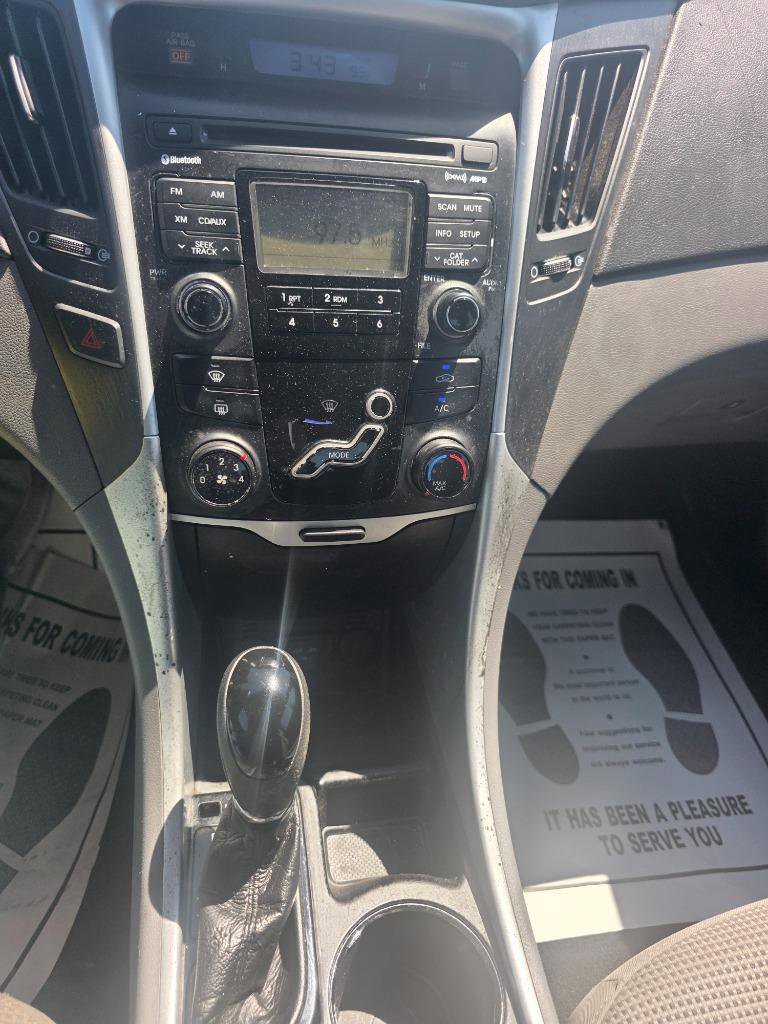 Used 2011 Hyundai Sonata GLS FWD image 15