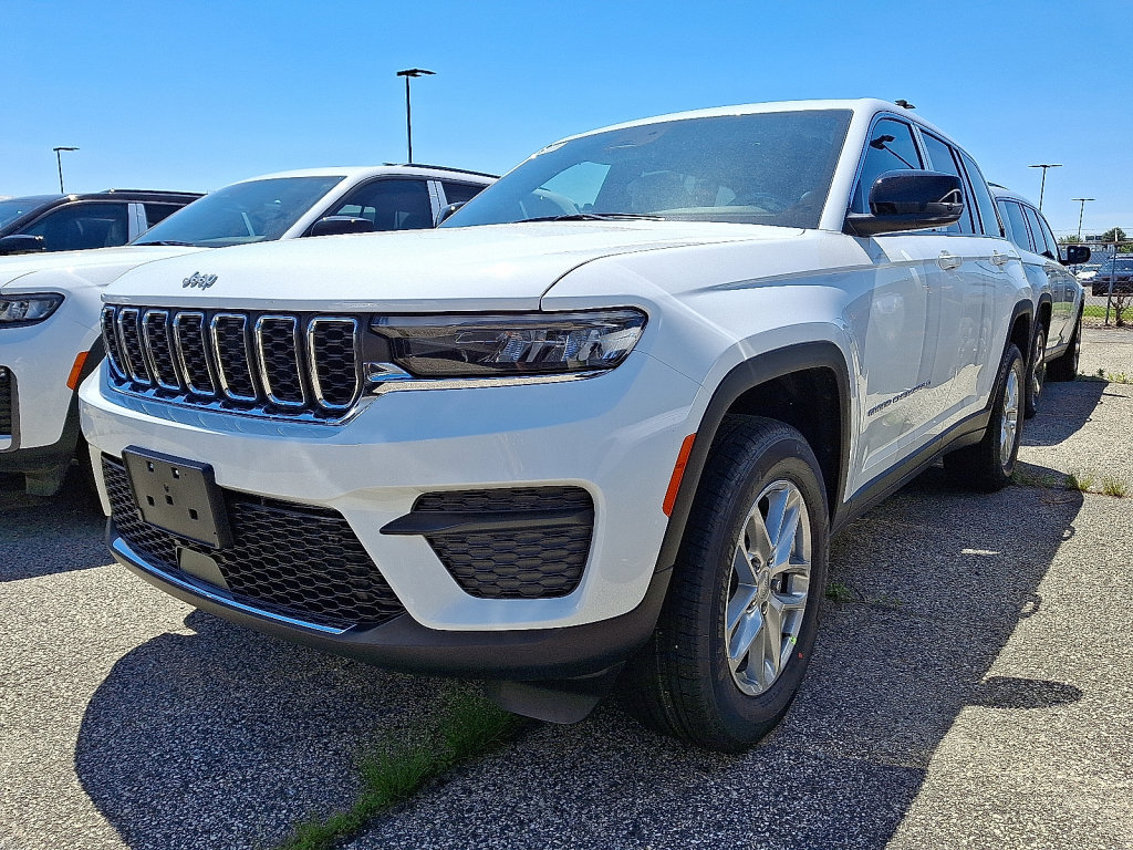 New 2026 Jeep Grand Cherokee Laredo X