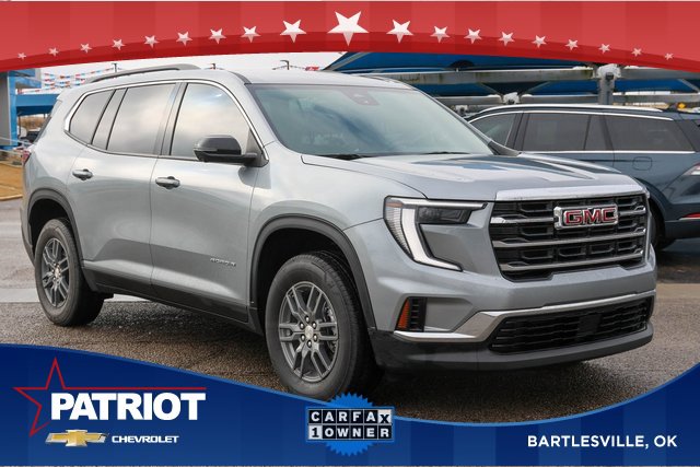 Used 2025 GMC Acadia Elevation image 1