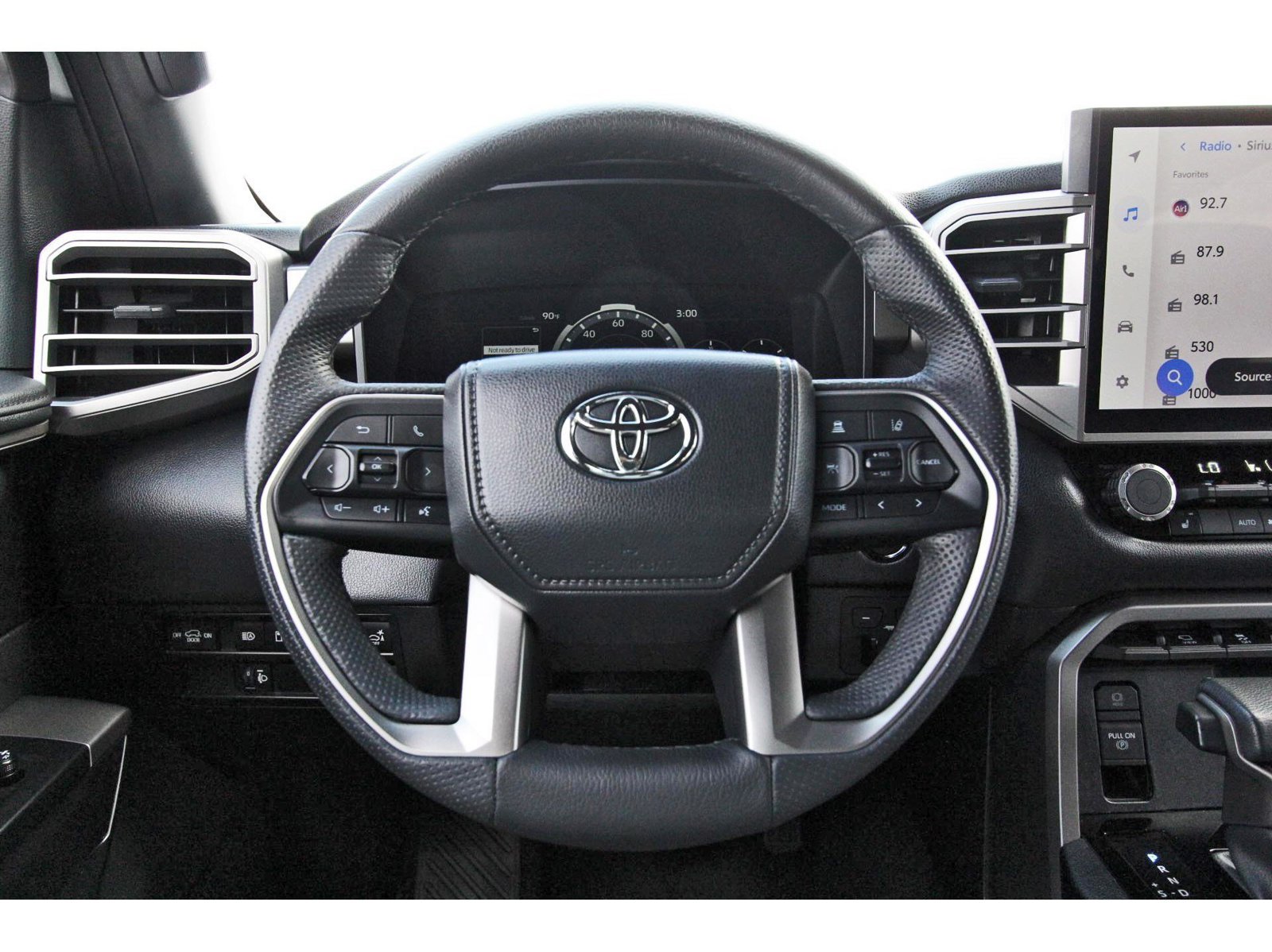 Used 2025 Toyota Sequoia SR5 w/ SR5 Premium Package RWD image 15