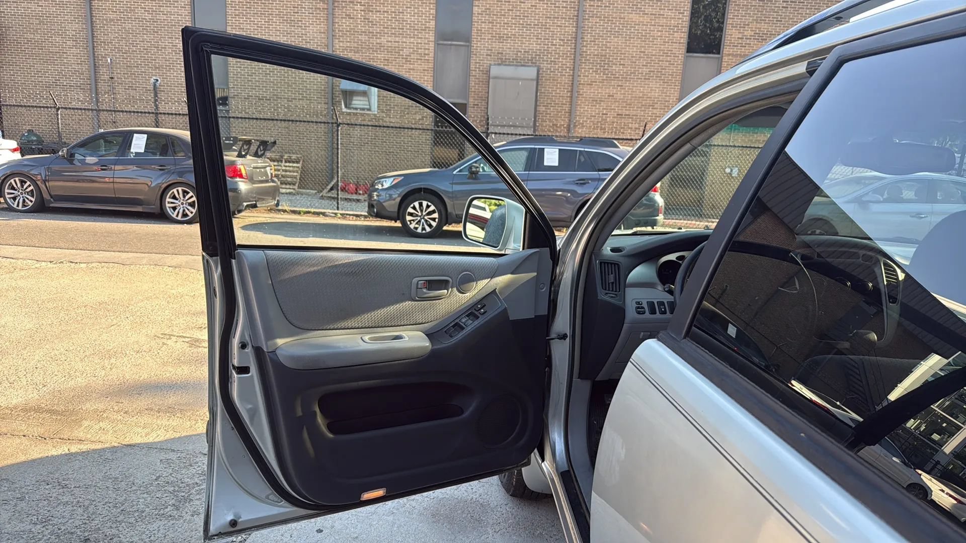 Used 2004 Toyota Highlander 2WD V6 image 15