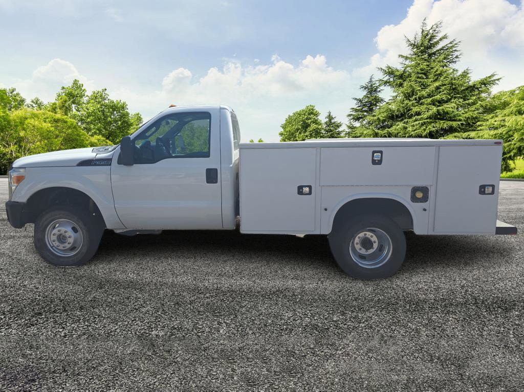 Used 2015 Ford F350 XL w/ Trailer Tow Package image 4