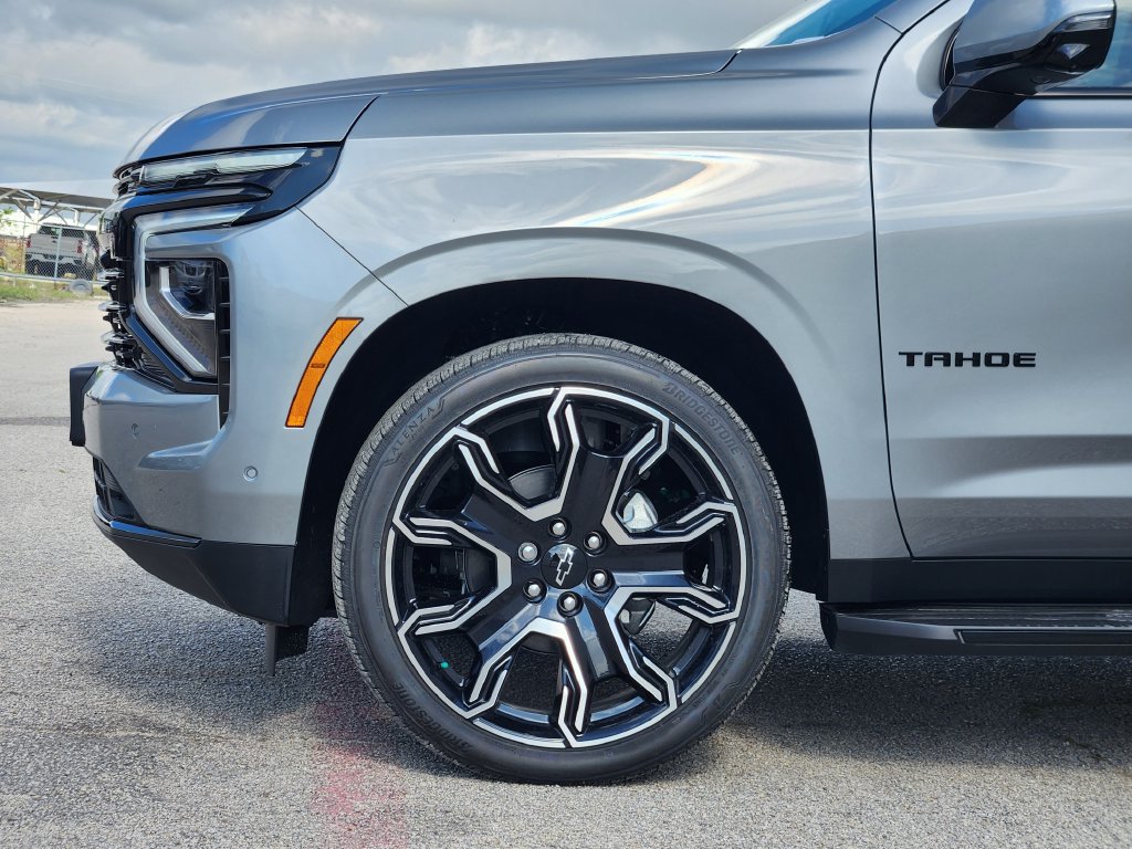 New 2026 Chevrolet Tahoe RST w/ RST Capability Package AWD/4WD image 5
