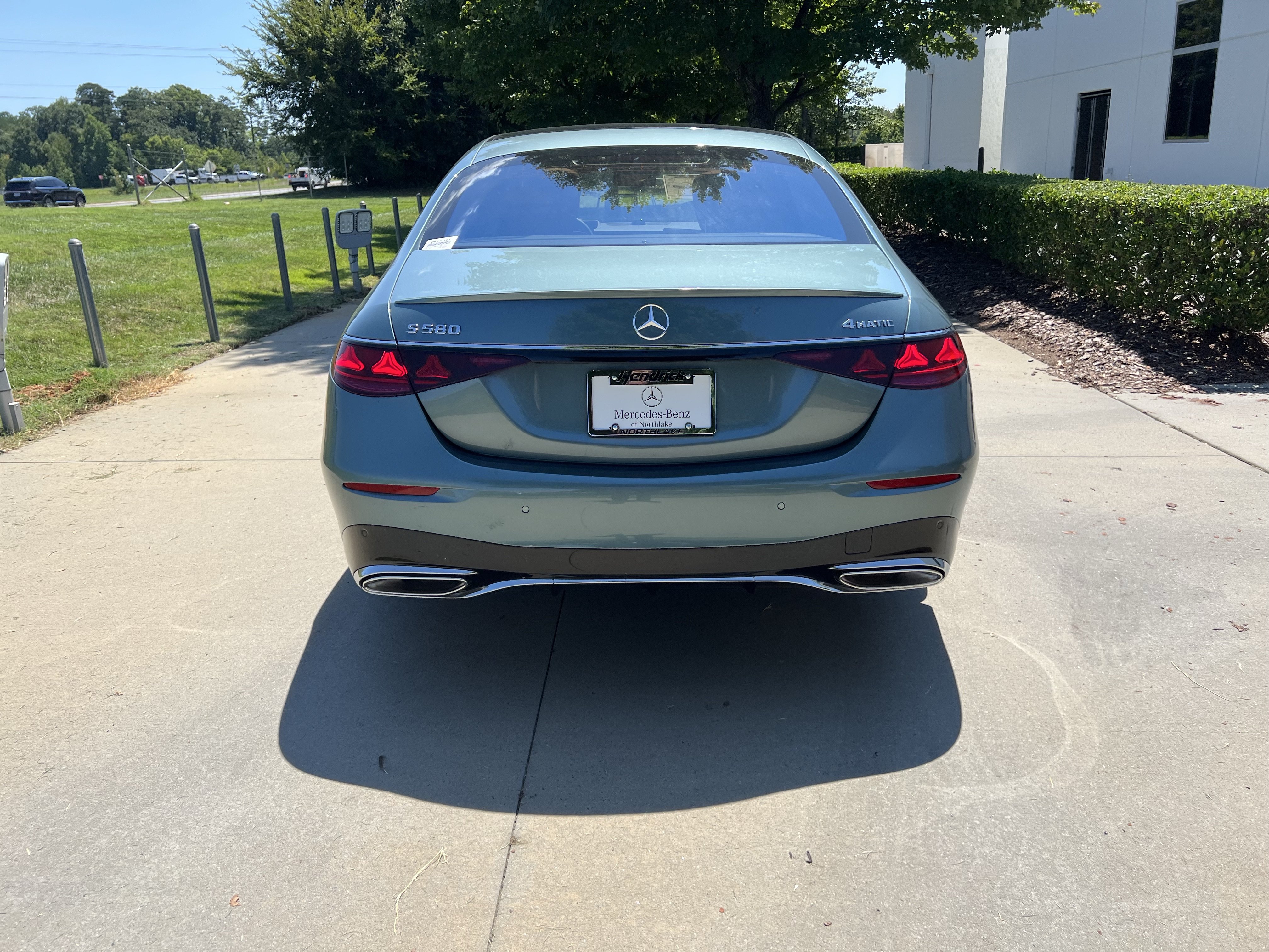 New 2027 Mercedes-Benz S 580 4MATIC Sedan image 8