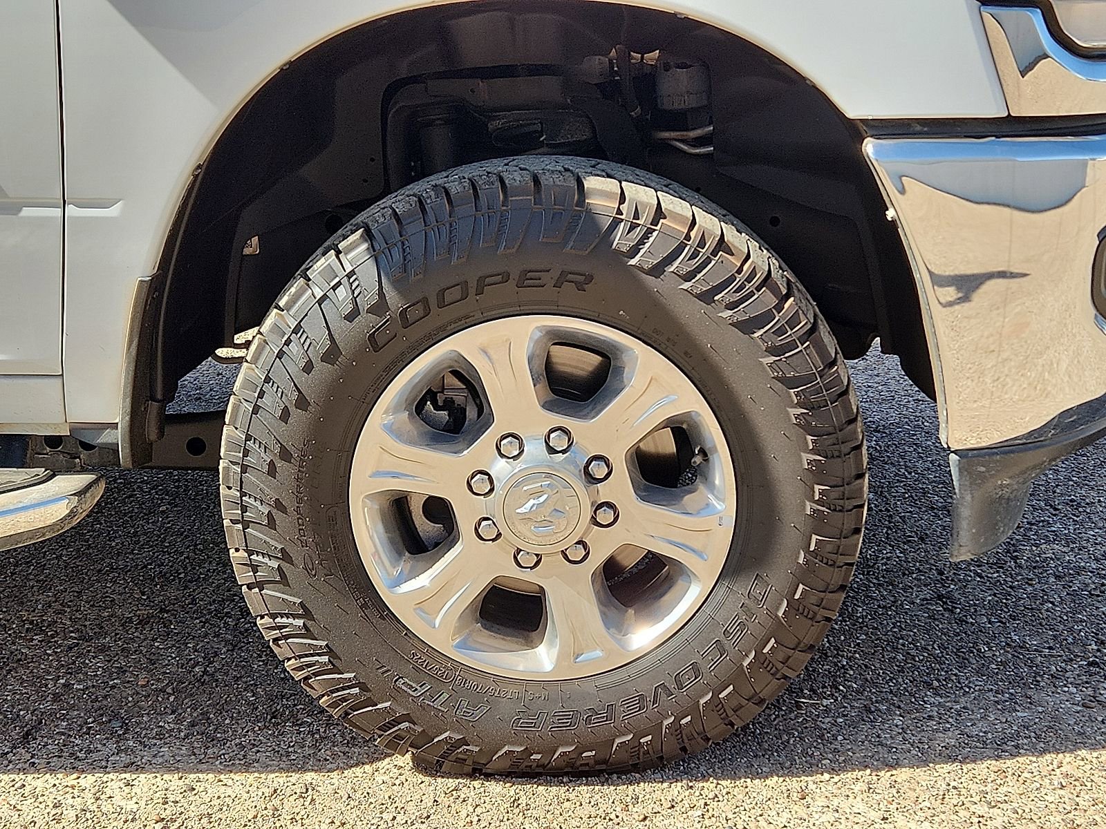 Used 2024 RAM 3500 Big Horn image 7