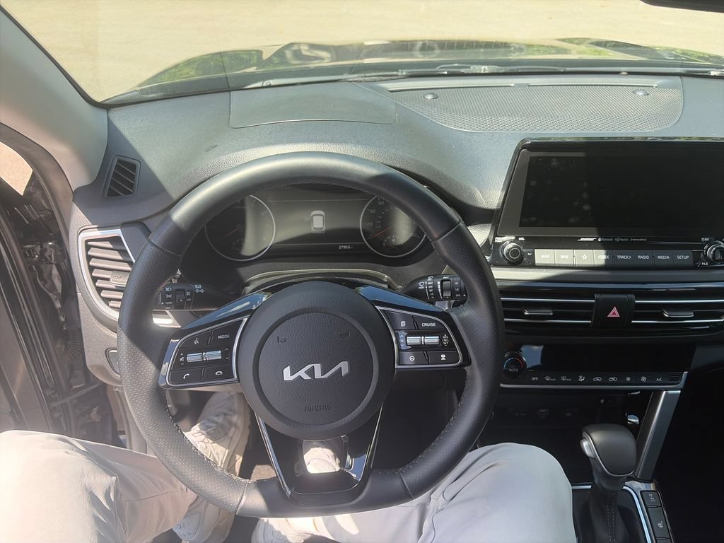 Used 2023 Kia Seltos SX AWD/4WD image 15