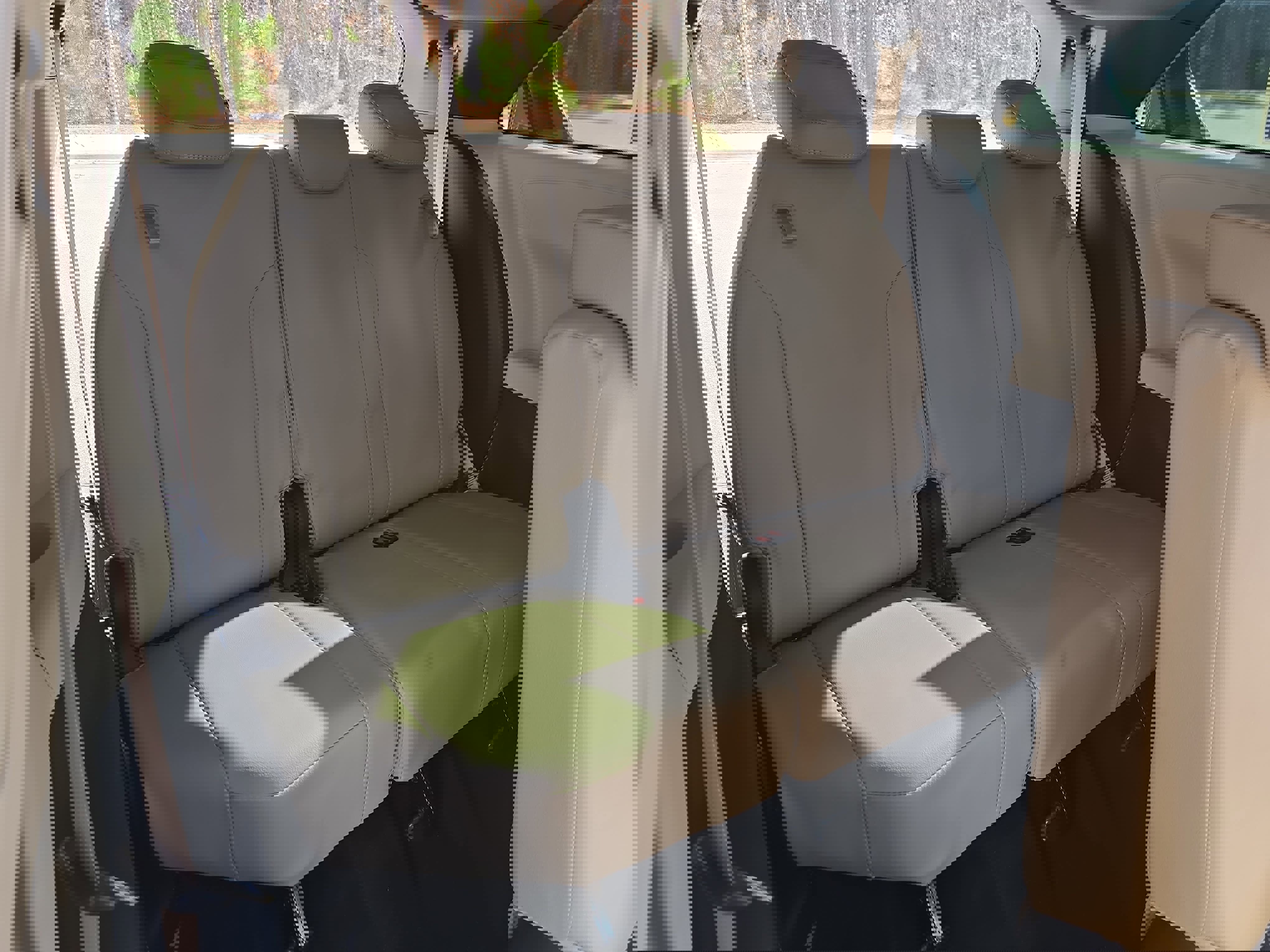 Used 2021 Toyota Sienna XLE image 12