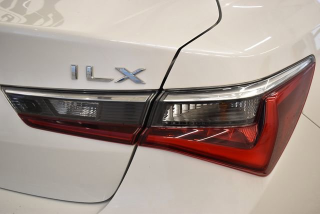 Used 2020 Acura ILX image 12