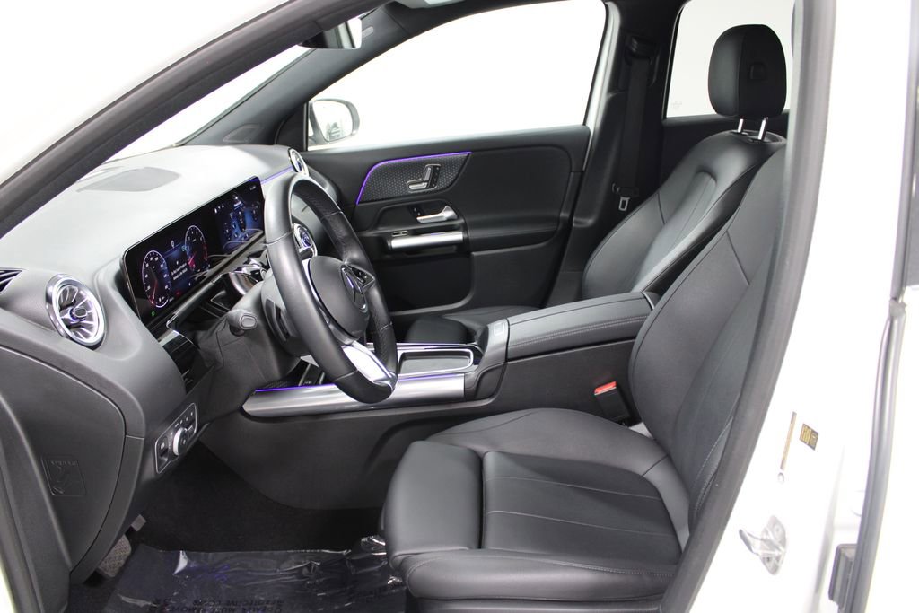 Used 2025 Mercedes-Benz GLA 250 image 17