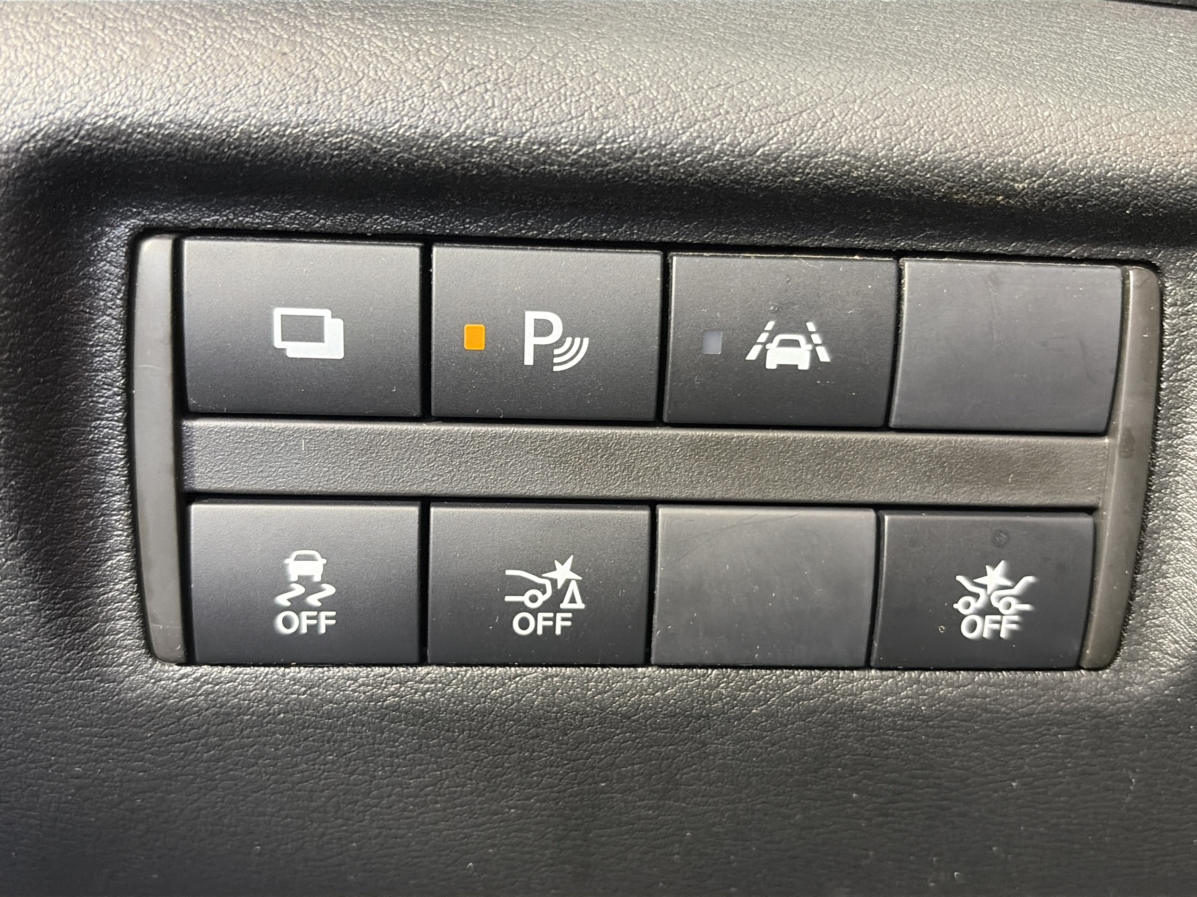 Used 2020 Nissan Versa S FWD image 30