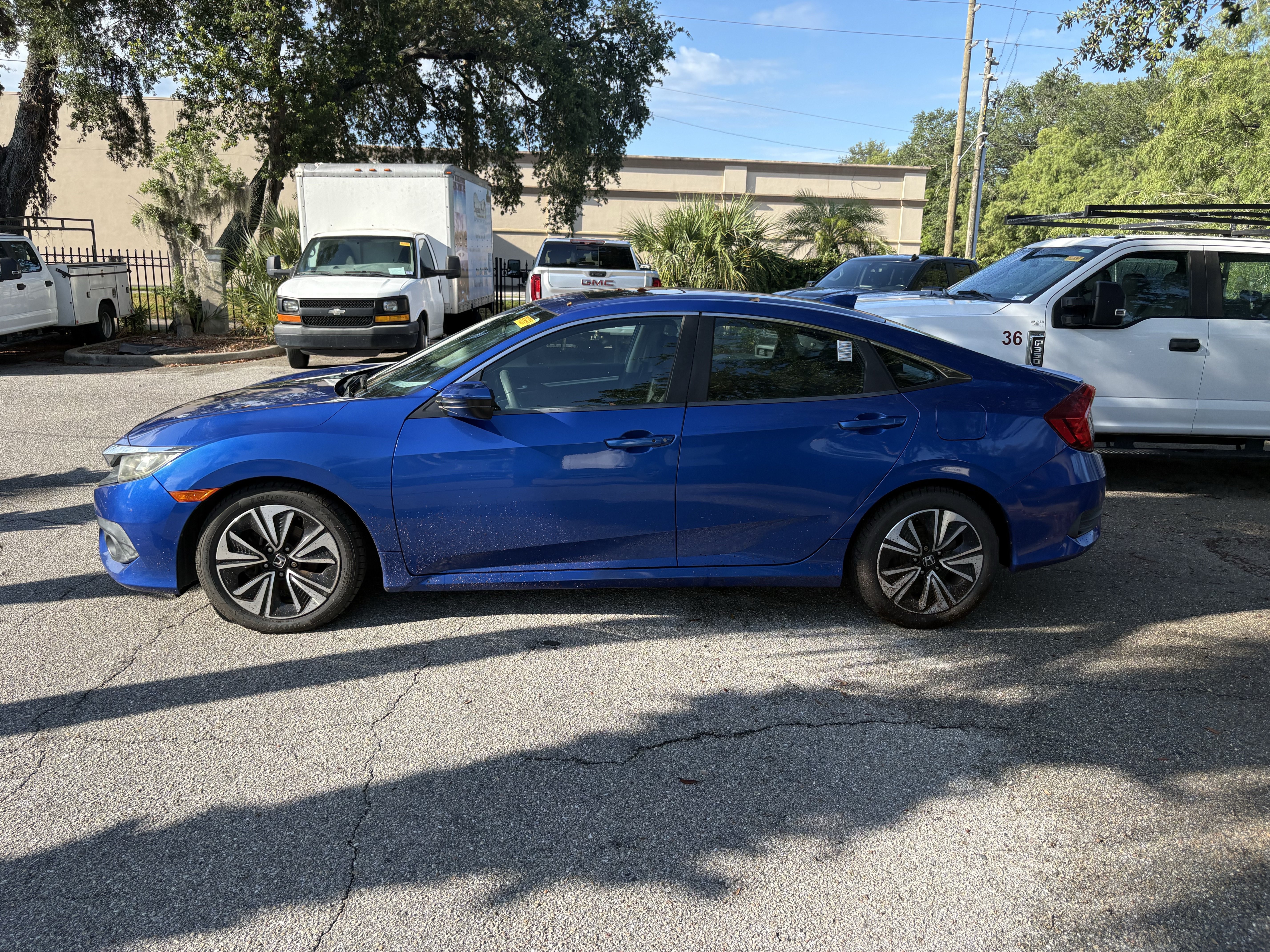 Used 2016 Honda Civic EX-T image 4