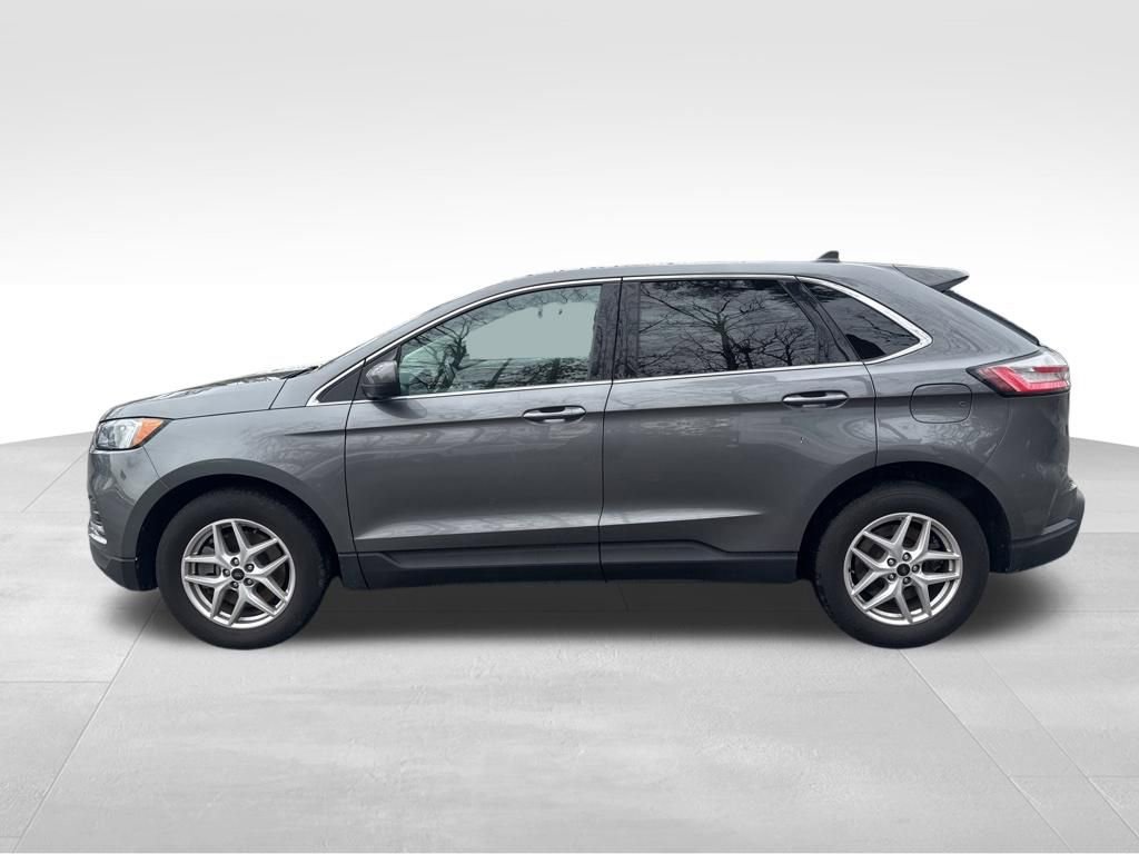 Certified 2024 Ford Edge SEL image 2