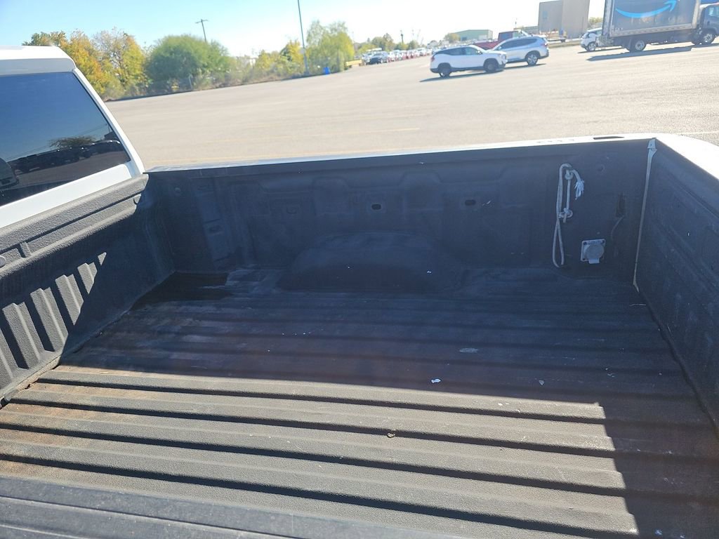 Used 2022 Chevrolet Silverado 2500 Custom w/ Custom Value Package AWD/4WD image 8