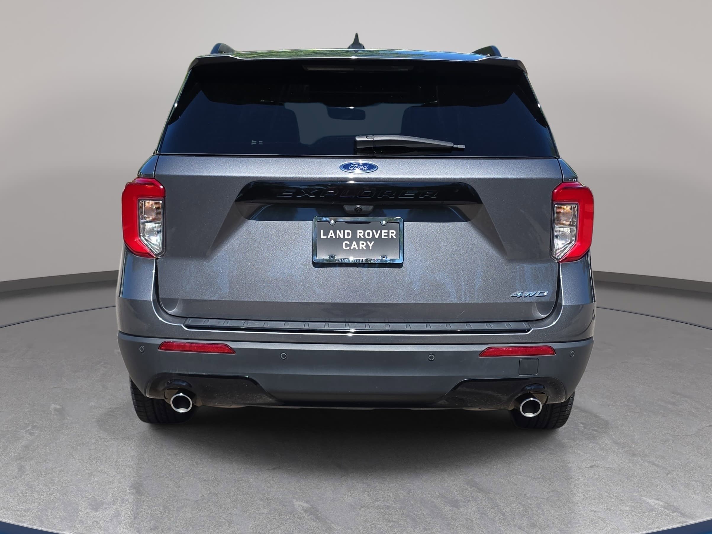 Used 2023 Ford Explorer ST-Line AWD/4WD image 6