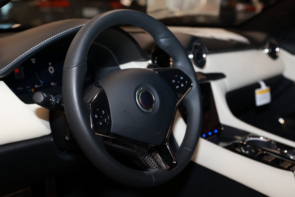 New 2025 Karma Revero Luxury image 23