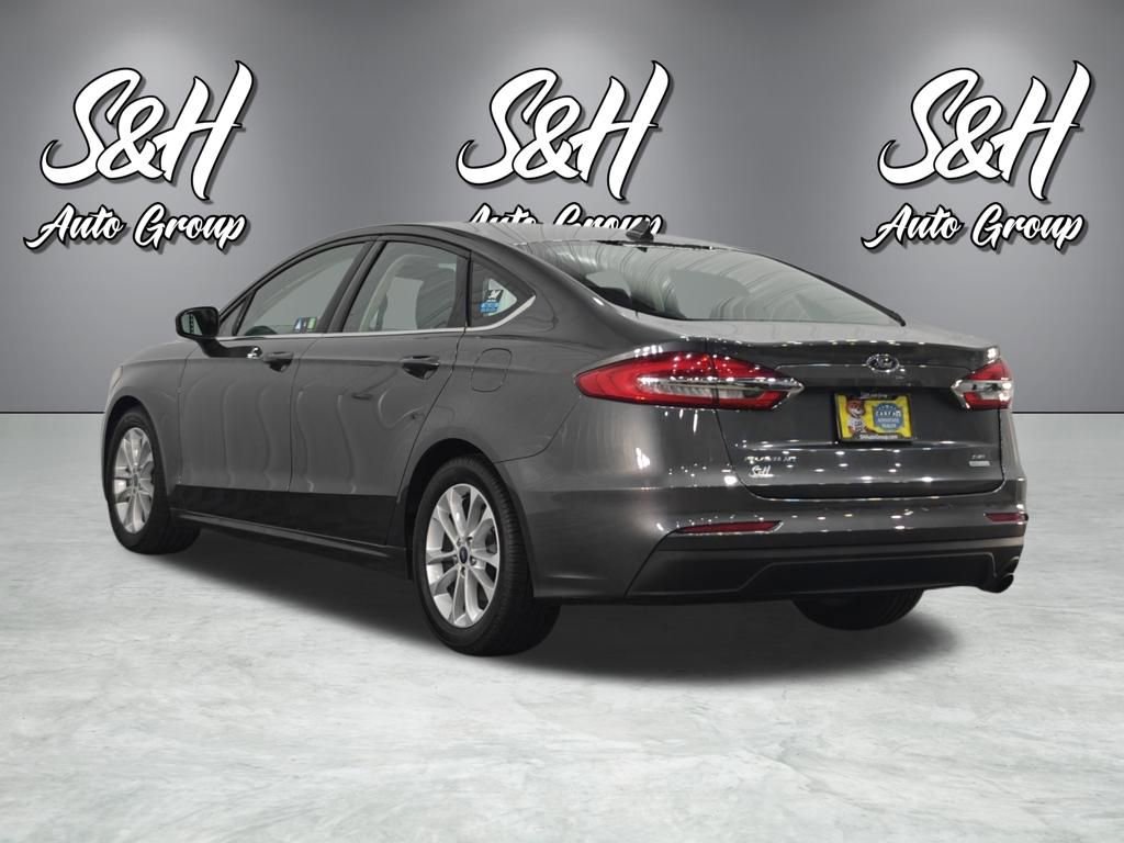 Used 2020 Ford Fusion SE image 17