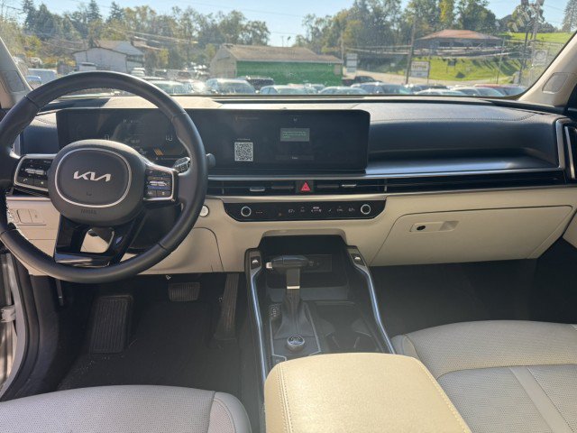 Used 2025 Kia Sorento S w/ Panoramic Sunroof Package FWD image 13