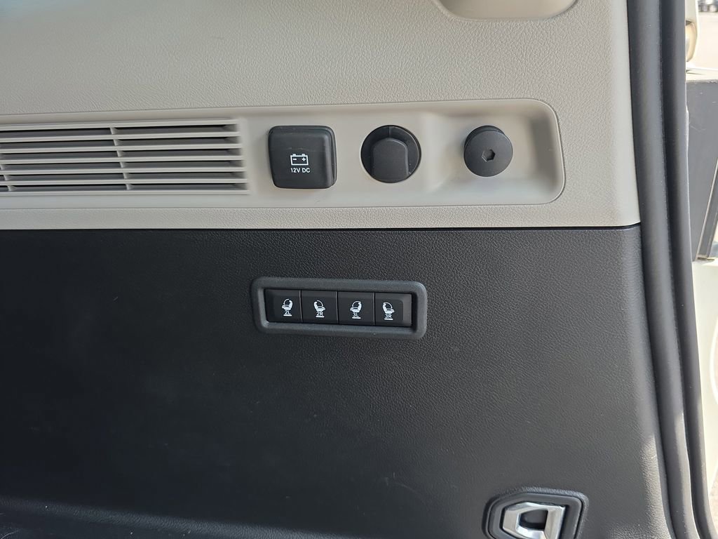 Used 2022 Jeep Wagoneer Series III w/ Flexible Seating Group image 36