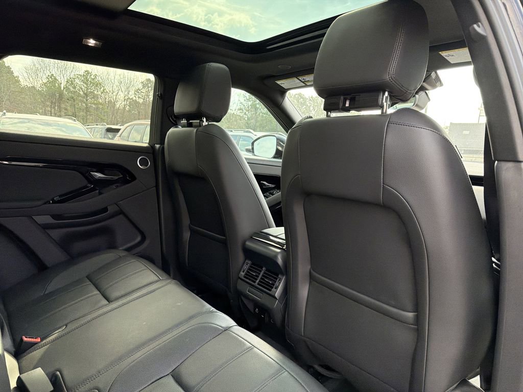 Used 2025 Land Rover Range Rover Evoque Dynamic SE image 10