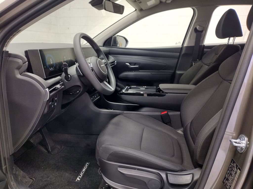 New 2026 Hyundai Tucson Blue SE w/ Tow & Go Package AWD/4WD image 21