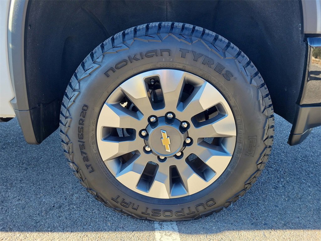 Certified 2022 Chevrolet Silverado 2500 Custom w/ Custom Value Package image 19